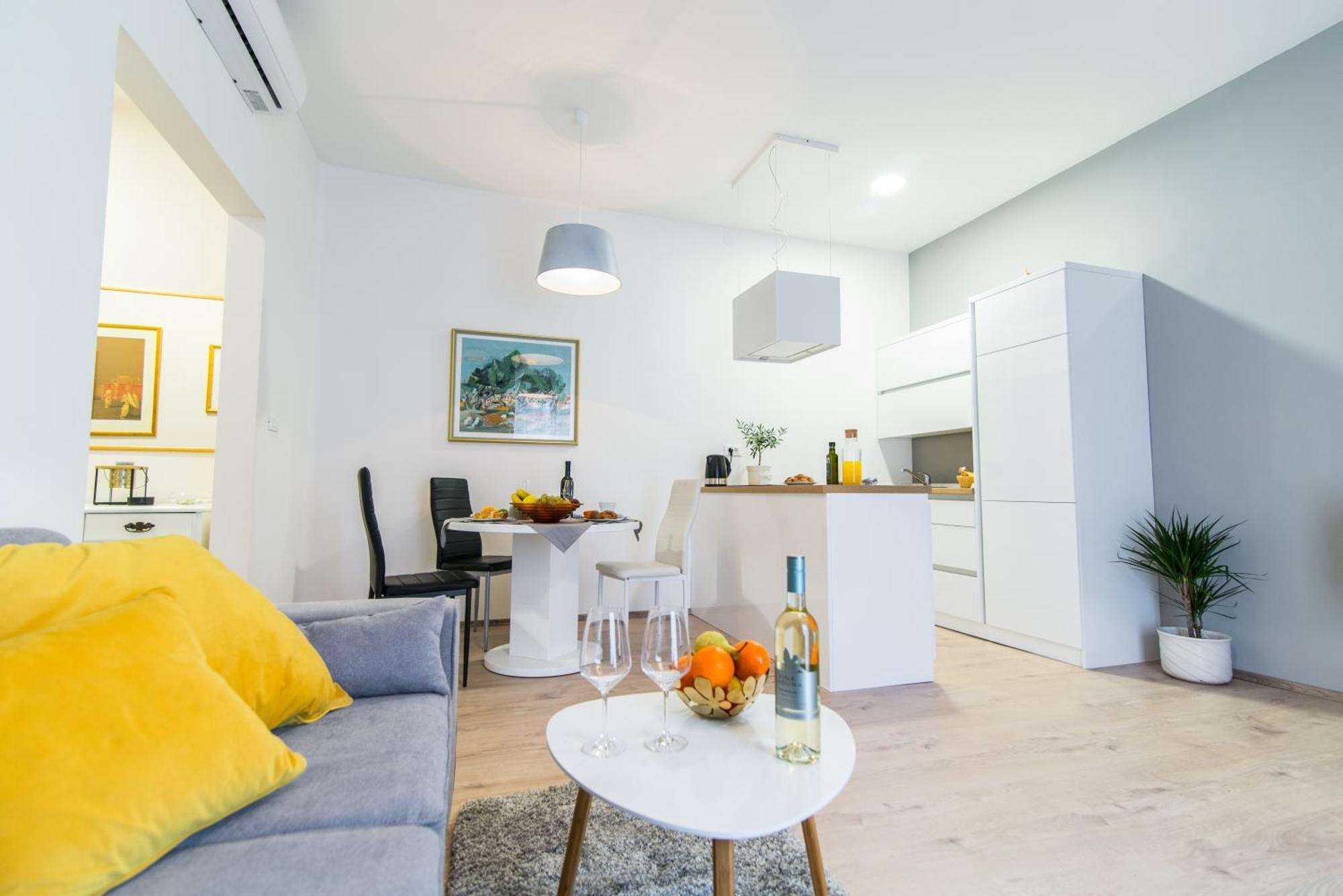 Polai Center Apartments מראה חיצוני תמונה